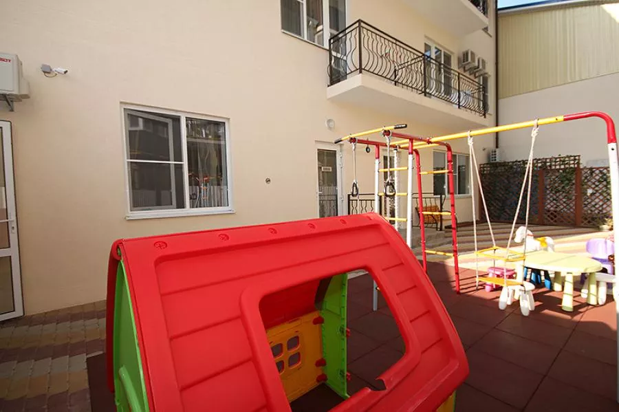 . Гостиница "Дженифер корпус Морской" . Нижнее Джемете