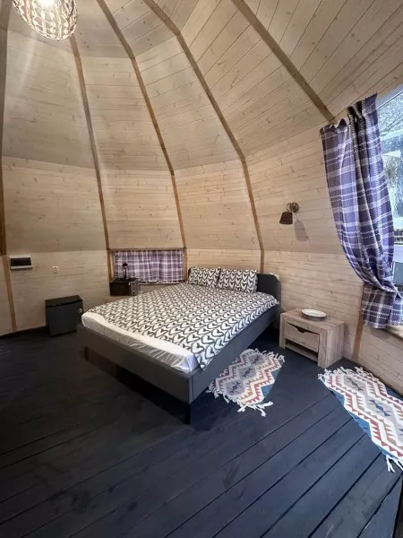 Сфера A. Глэмпинг "В Потоке". Красная Поляна