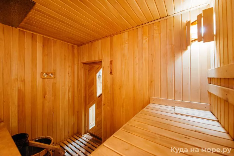 Баня. Коттедж в центре для семьи или 6−8 человек. Лазаревское