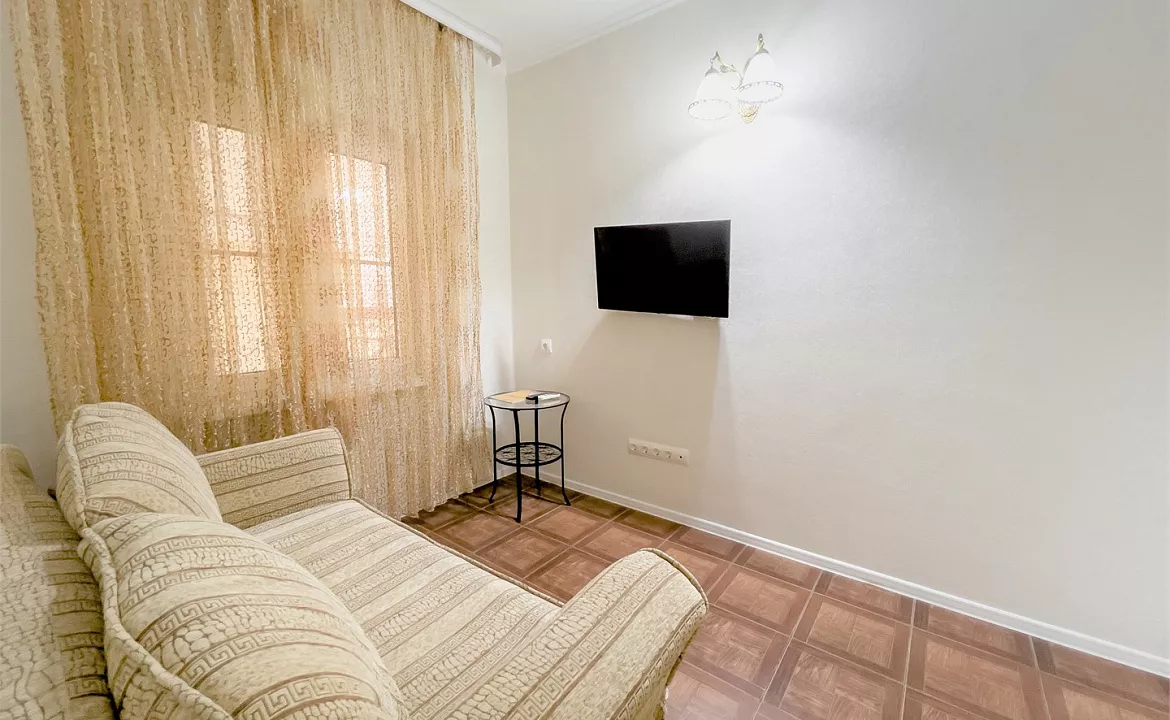 Апартаменты двухкомнатные с террасой. Отель "VIVA Лариса". Адлер