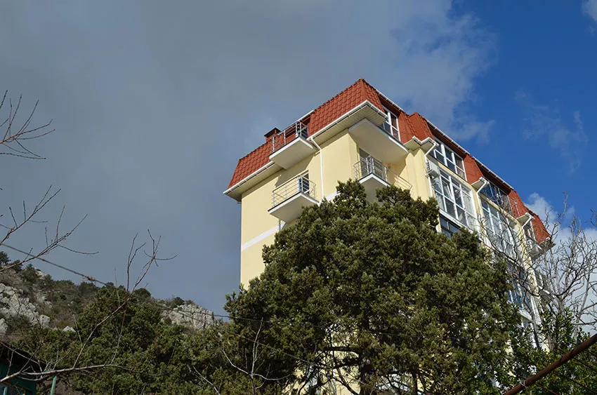 . Квартира в многоквартирном доме  Видовые апартаменты в Cимеизе. Симеиз