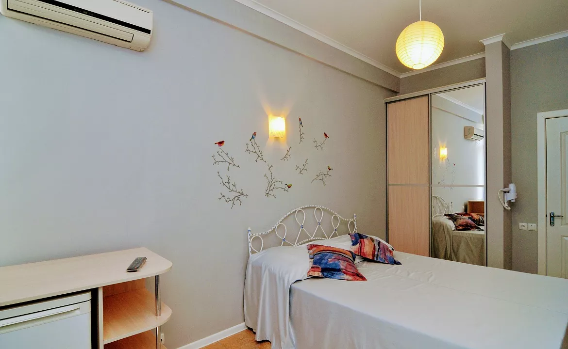 2-местный номер. Отель "У верблюжьих горбов". Коктебель