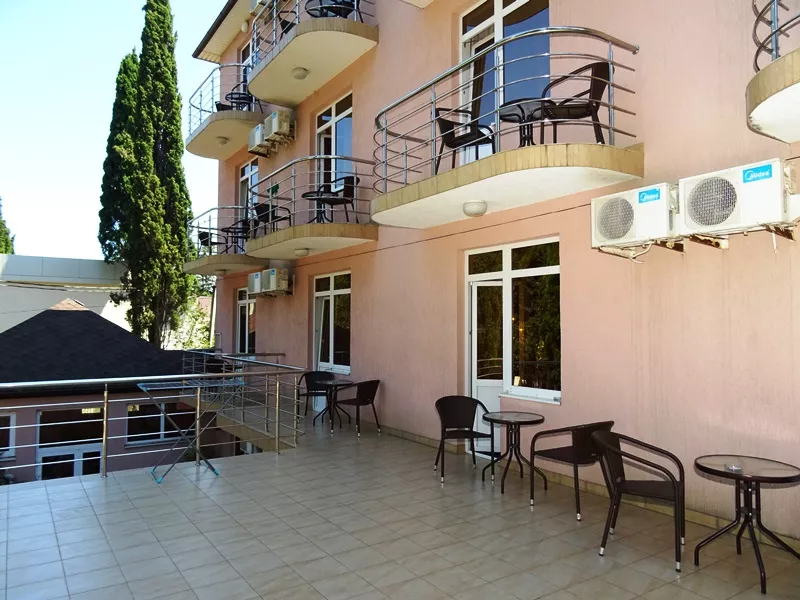 . Отель "Севан" . Адлер