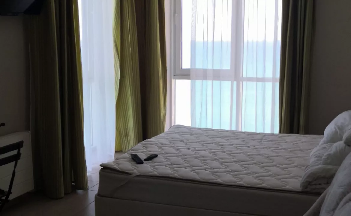 Номера с видом на море. Квартира в многоквартирном доме "ЖК Sun-marina". Лазаревское