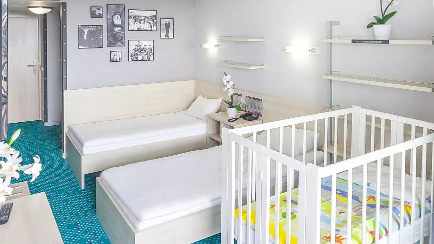 . Гостиница Yalta Intourist. Ялта