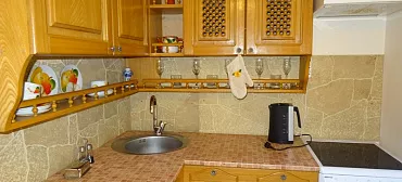 Квартира в многоквартирном доме Лакоба 28, кв. 13