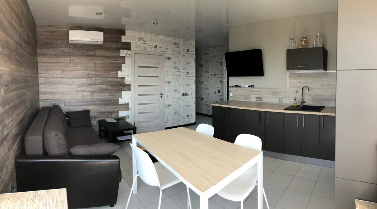 . Квартира в многоквартирном доме ПАНОРАМА & ГЕЛЕНДЖИК . Геленджик