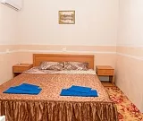 Трехместный номер класса стандарт со всеми удобствами. Гостевой дом "Ника" - Анапа. Трехместный номер класса стандарт со всеми удобствами. Гостевой дом "Ника" - Анапа.