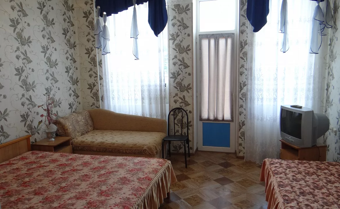 Четырехместный номер класса стандарт со всеми удобствами. Гостевой дом "Ника" - Анапа. Анапа Четырехместный номер класса стандарт со всеми удобствами. Гостевой дом "Ника" - Анапа. Анапа