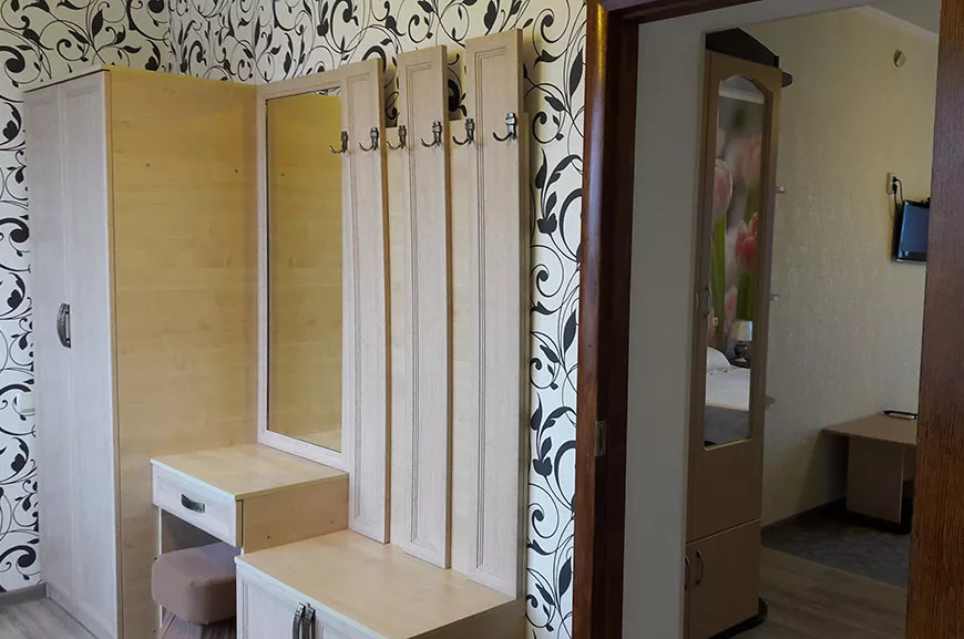 2-комнатная комфортная. Гостевой дом «Медовый месяц». Саки