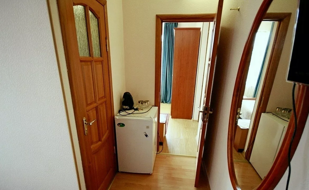 «Двухкомнатный 4 местный 1 корпус». Гостевой дом «Надежда» . Сочи