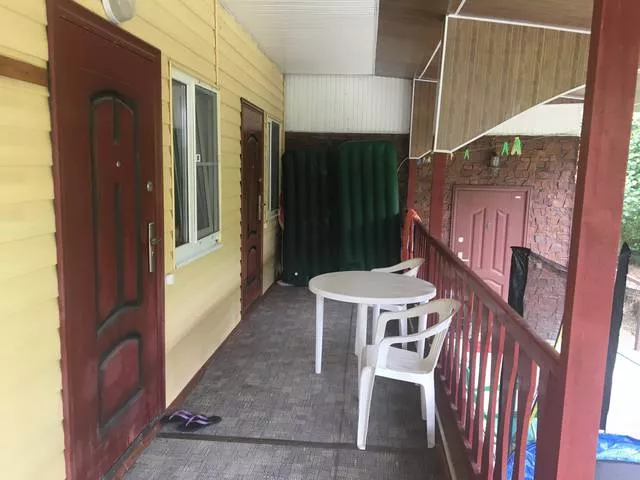 . Гостевой дом "Лев" (Лёвушка). Якорная Щель