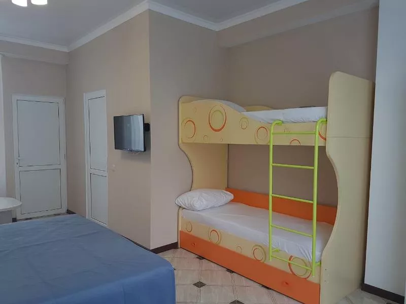 . Гостевой дом "Уютный дворик". Гагра