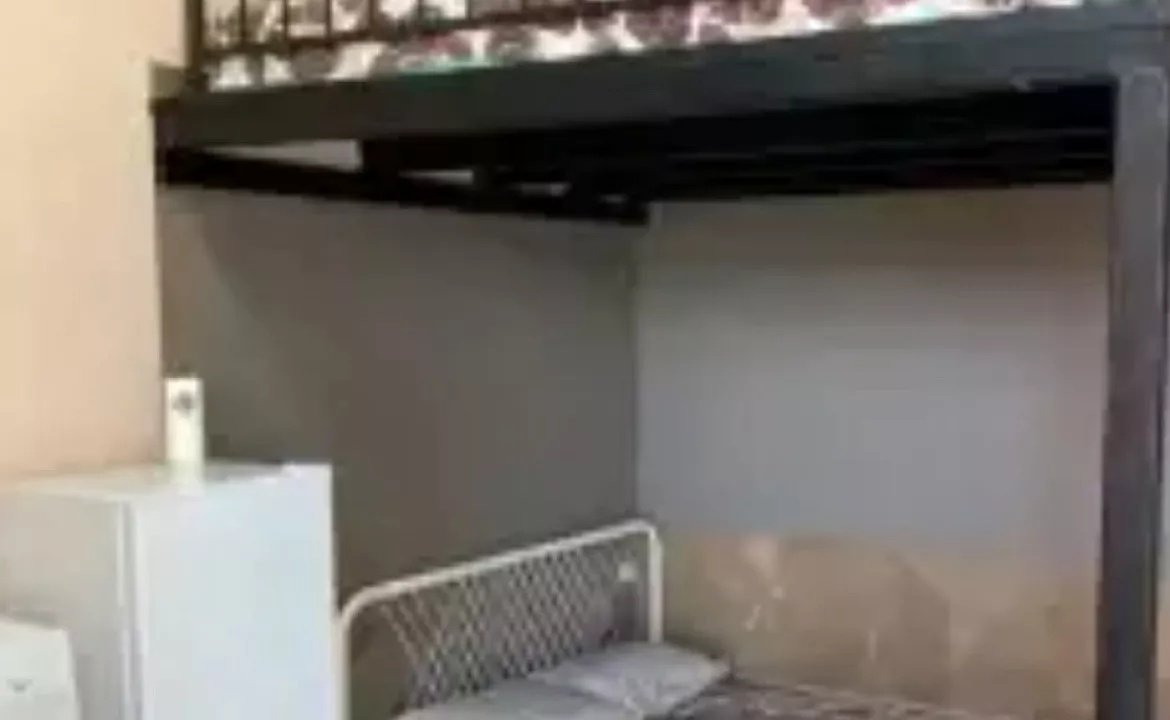 Семейные апартаменты. Гостевой дом Четыре сезона. Лоо