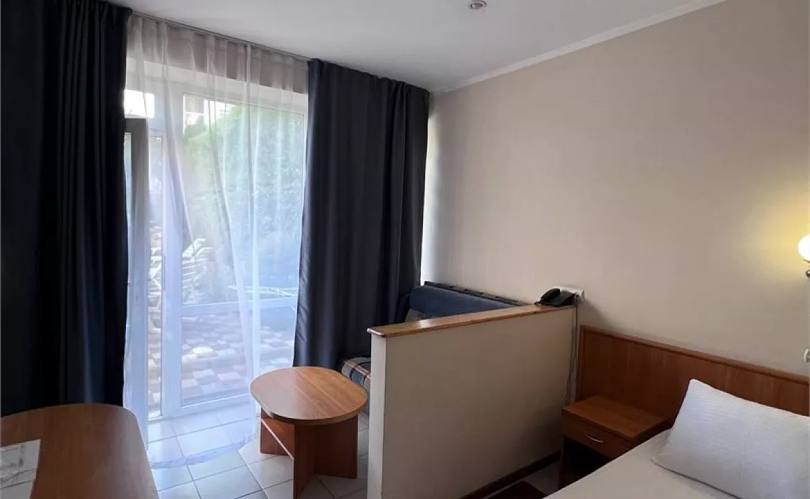 Стандартный 2-х местный номер с двумя раздельными кроватями. Отель "Галотель". Адлер