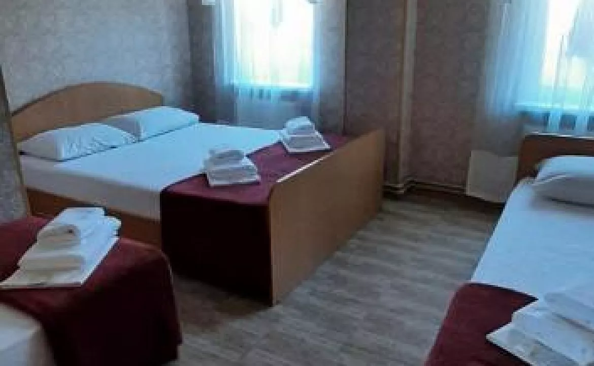 Семи местный двухкомнатный номер. Гостевой дом Связь Времён. Кабардинка