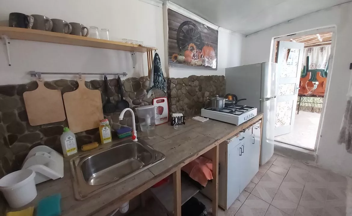 Двухкомнатный 4-х местный на 1-м этаже. Гостевой дом Гостевой дом "Спортлото-82".. Коктебель