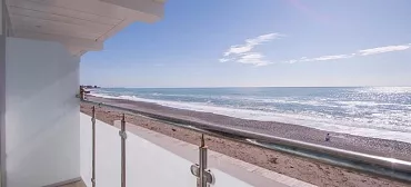 Отель "Челюскинцев"