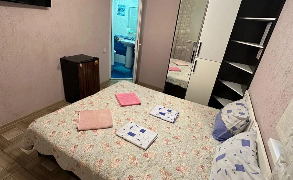 Двухкомнатный стандарт. "Брио" частный сектор. Геленджик Двухкомнатный стандарт. "Брио" частный сектор. Геленджик