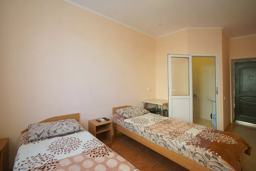 2-МЕСТНЫЙ НОМЕР. Гостевой дом БУМЕРАНГ. Саки 2-МЕСТНЫЙ НОМЕР. Гостевой дом БУМЕРАНГ. Саки