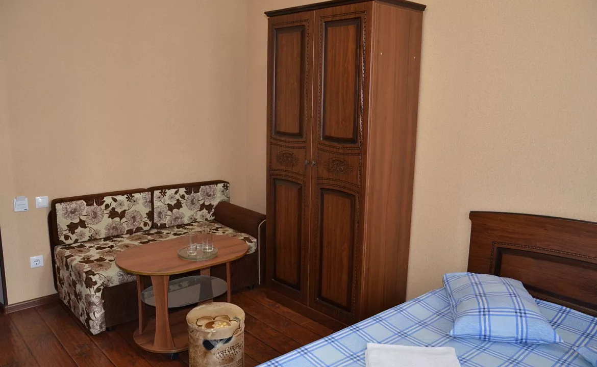 3-х местный. Гостевой дом «Мандарин». Гагра
