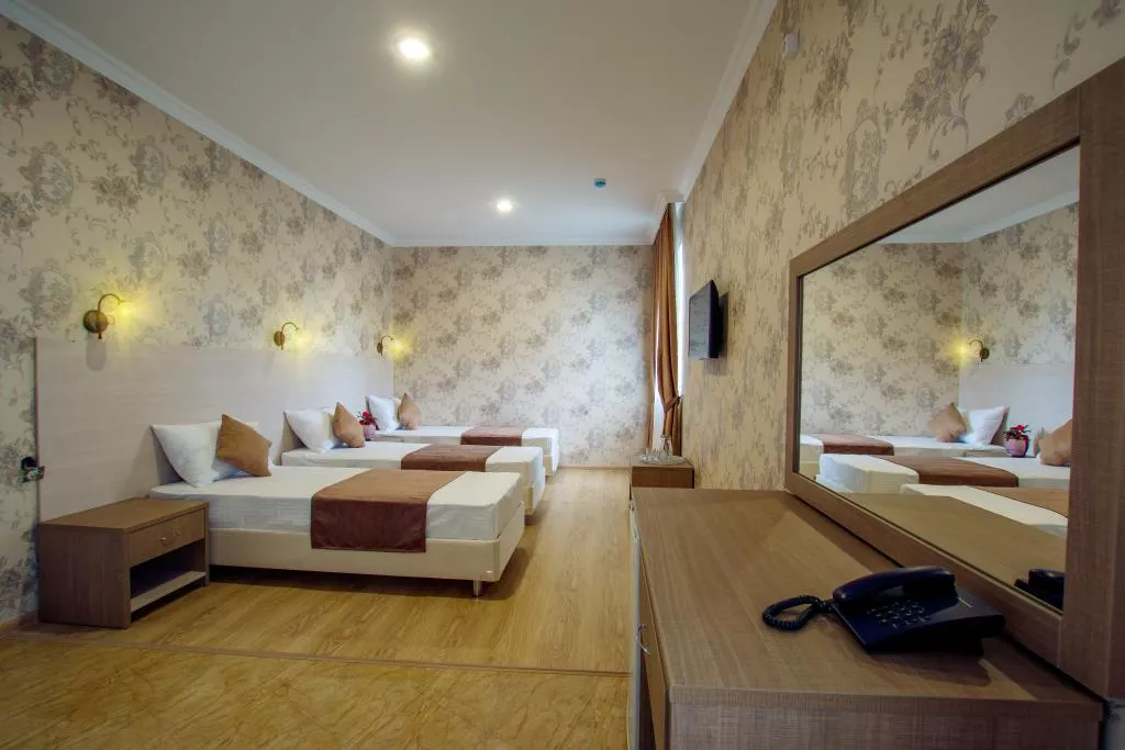 «Стандарт» 3х-местный. Отель «Атлас». Геленджик