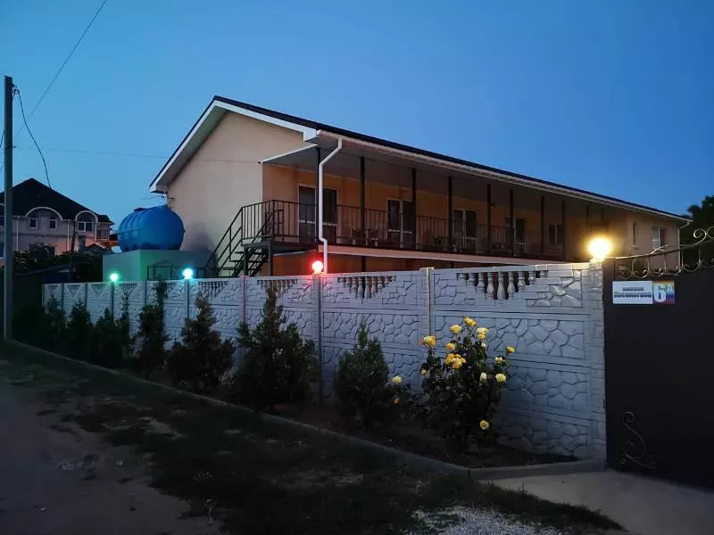 . Гостевой дом "Лазурный берег". Аше