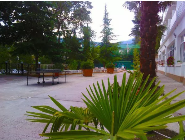 . Отель Ялта - Круглый Год. Ялта