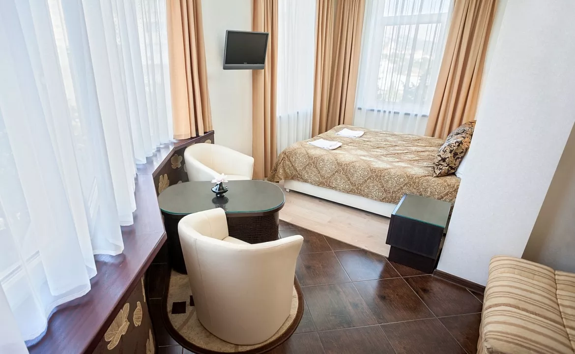 3-х местный стандарт. Отель "Гранд Флер". Форос