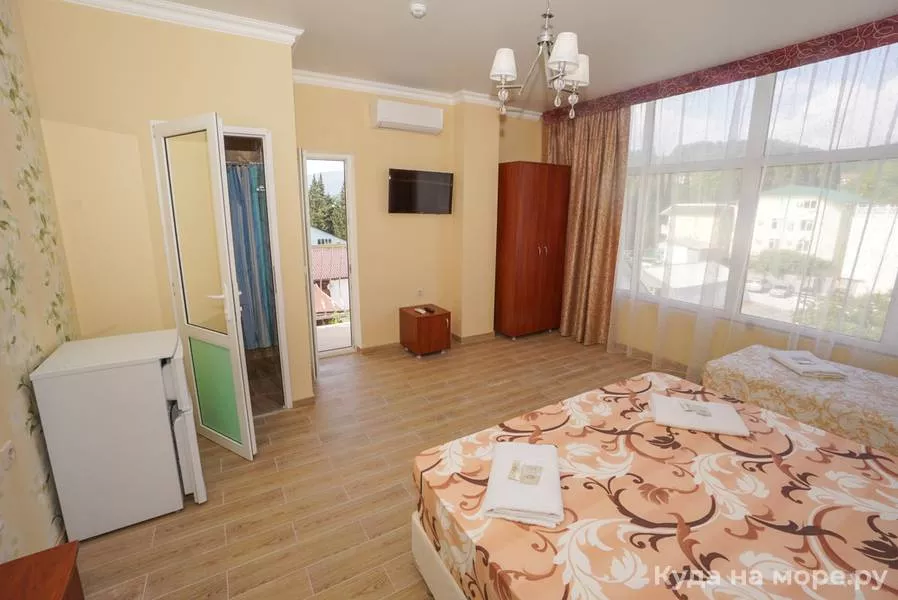 . Отель "Малахит". Адлер . Отель "Малахит". Адлер