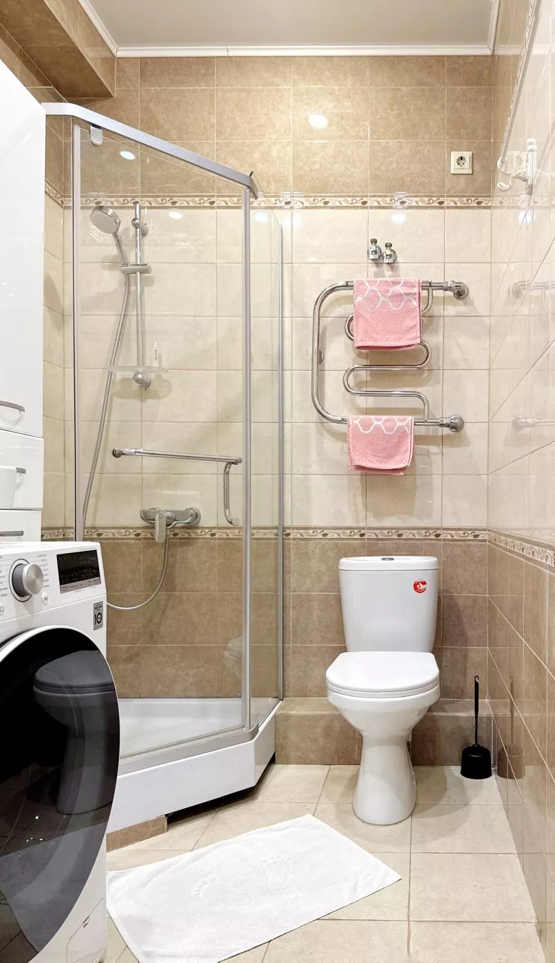 . Квартира в многоквартирном доме Студия около моря - Сочи. Сочи