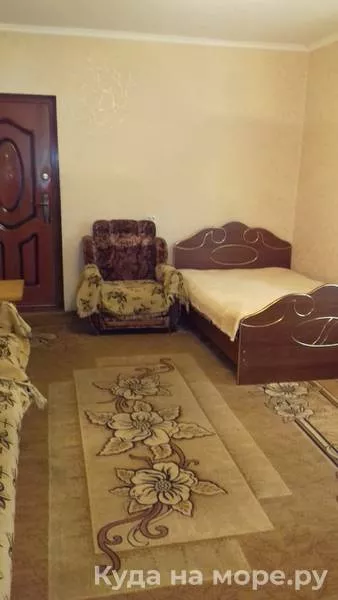 . Частный сектор «У Ануш». Пицунда