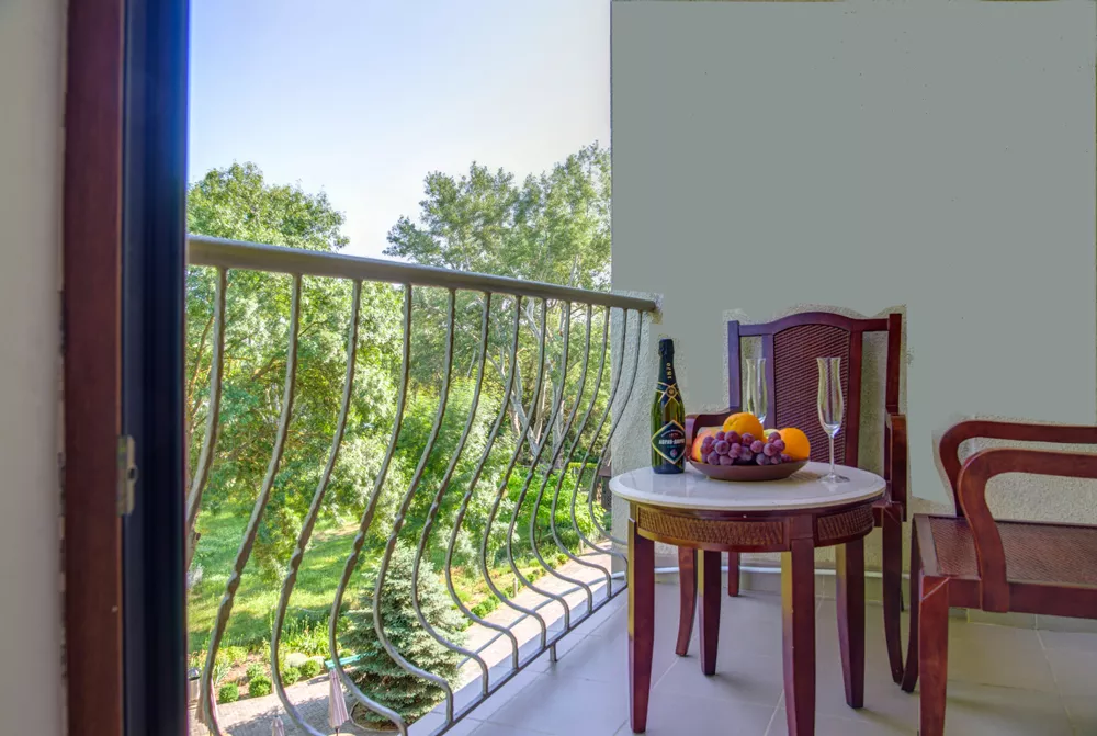 Двухместный Комфорт с видом на море (две кровати). Гостевой комплекс "Мечта Тея". Керчь