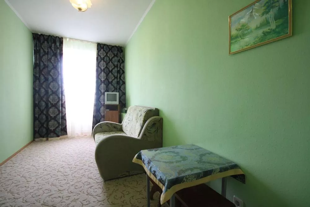 2-КОМНАТНЫЙ СЕМЕЙНЫЙ. Гостевой дом КАРАВЕЛЛА. Лазаревское