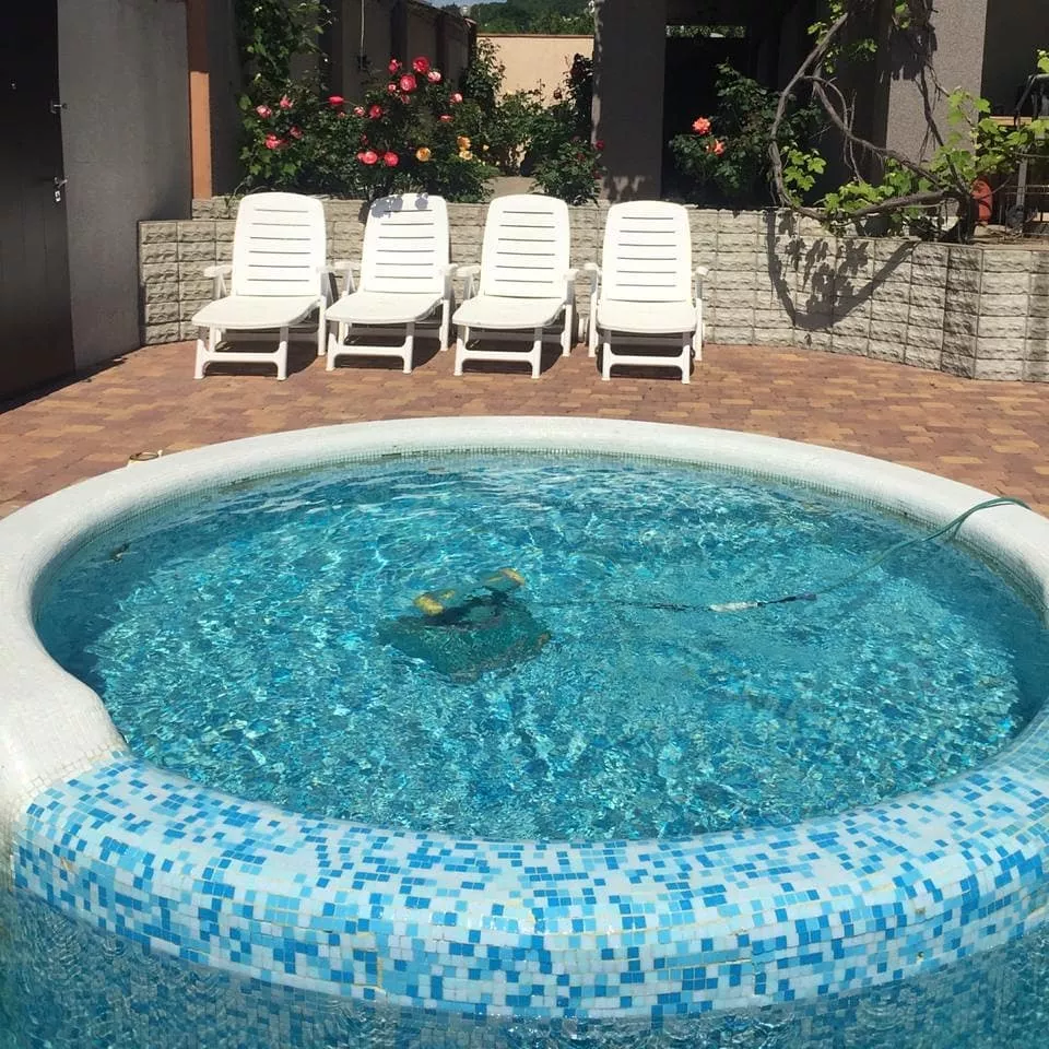 . Дом под ключ Коттедж с бассейном. Дивноморское