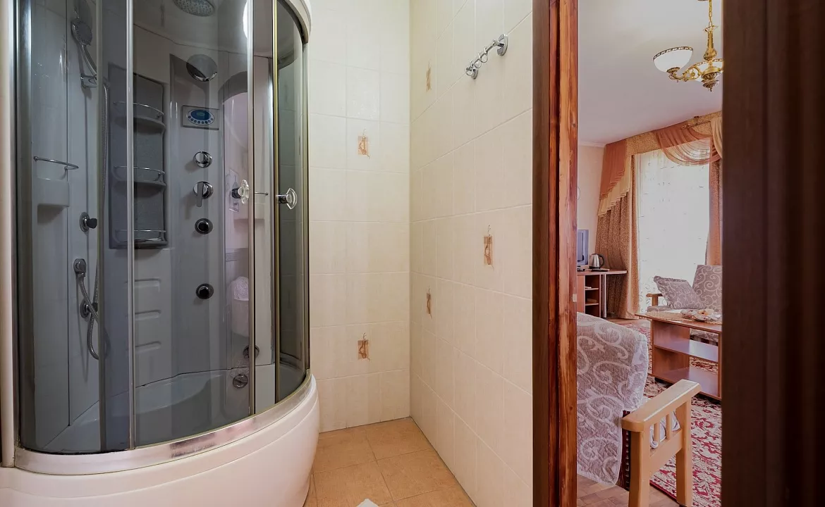 3-х местный «Полулюкс». Гостевой дом Крутой берег. Анапа