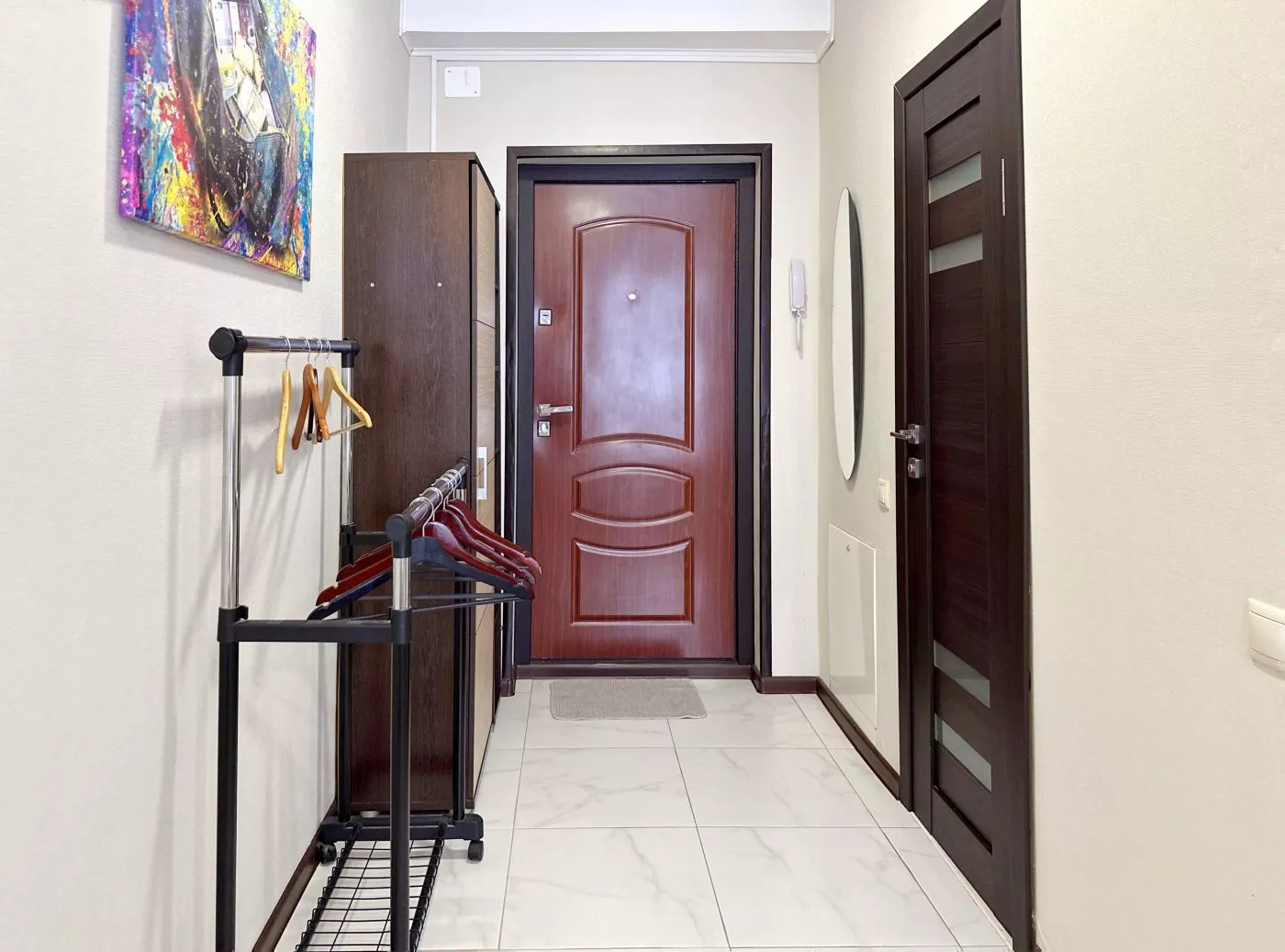 . Квартира в многоквартирном доме Студия около моря - Сочи. Сочи