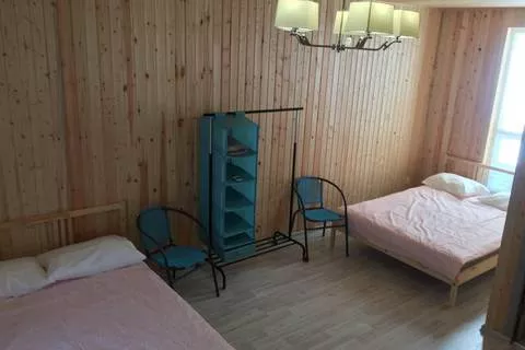 «Стандарт» 4-х местный. Отель «Pine Beach». Пицунда