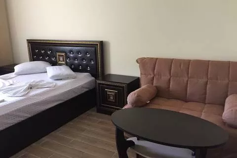 Комфортный номер с кроватью king-size. Гостевой дом "ЛиДиАнна". Вардане