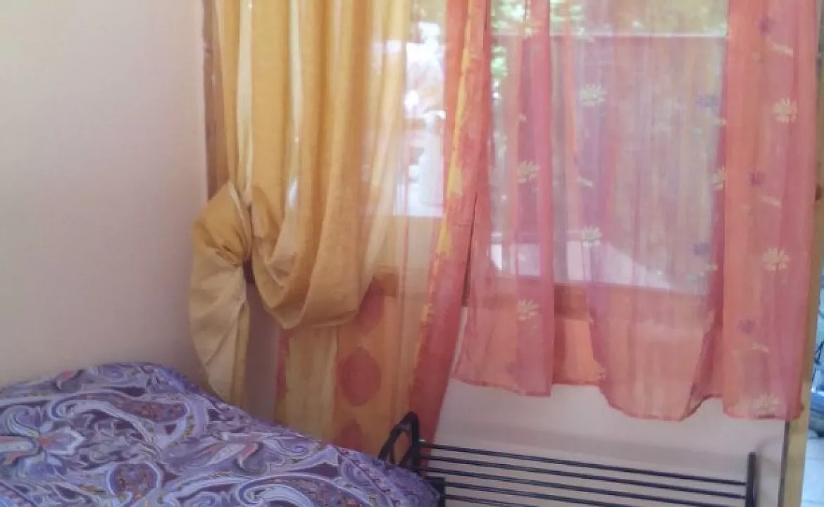 БУНГАЛО С ВИДОМ НА БУХТУ. Гостевой дом «Ясеневая роща». Балаклава БУНГАЛО С ВИДОМ НА БУХТУ. Гостевой дом «Ясеневая роща». Балаклава