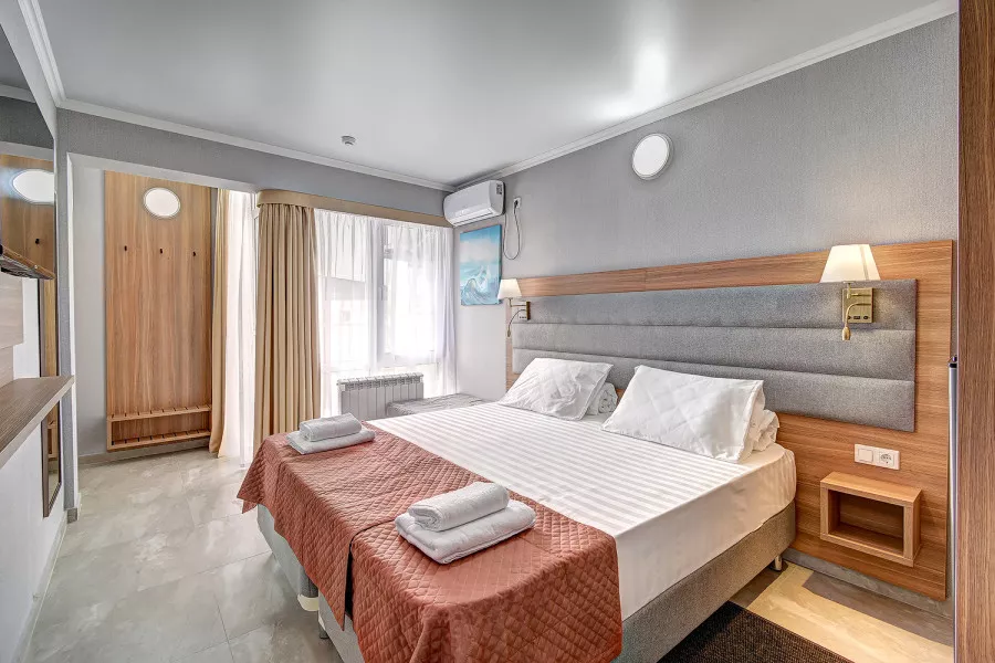 Двухместный номер Стандарт. Семейный парк-отель «Греция». Сочи