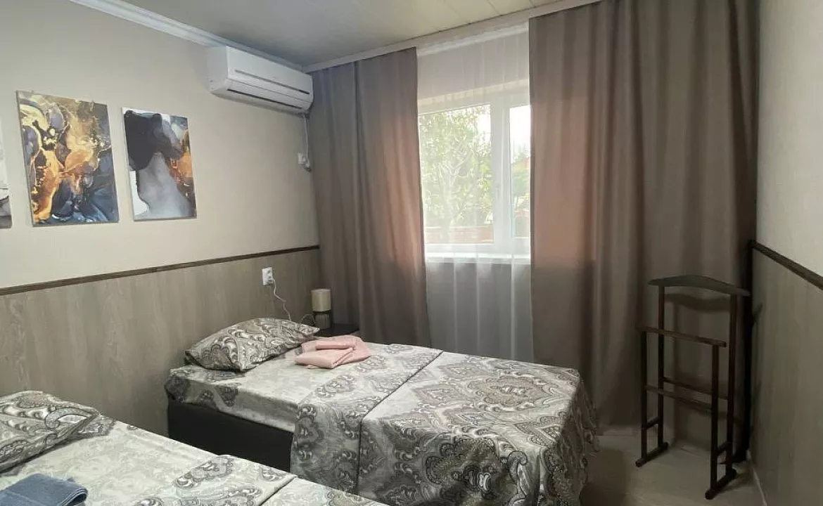 Двухместный первый этаж. Гостевой дом "Инжир". Новомихайловский Двухместный первый этаж. Гостевой дом "Инжир". Новомихайловский