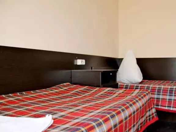 2-местный (3, 4, 5, 6 этаж). Гостиница «Домбай». Домбай-гостиницы