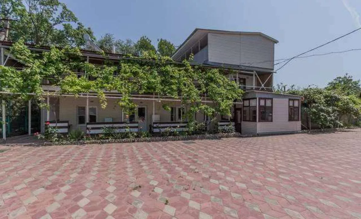 . Гостевой дом "Сказка". Криница