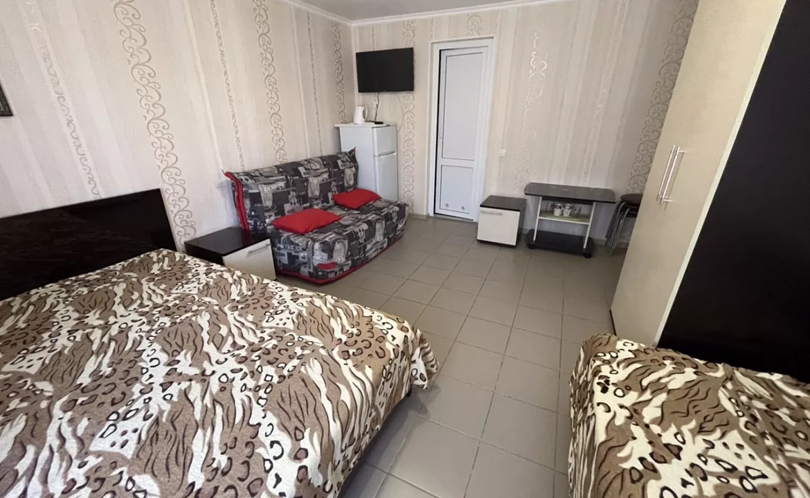 4х местный номер «Стандарт». Гостевой дом "Виктория". Лазаревское 4х местный номер «Стандарт». Гостевой дом "Виктория". Лазаревское