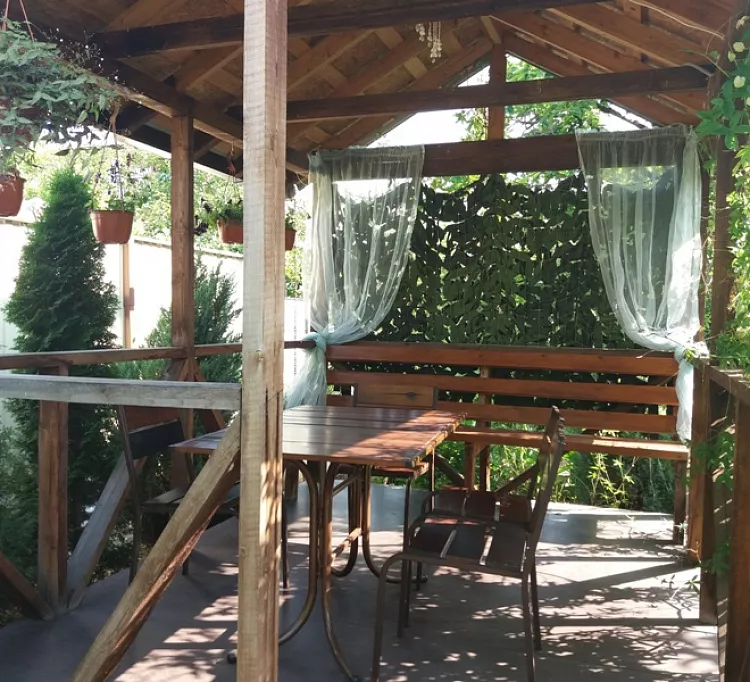 . Гостевой дом "Алмаз". Вардане