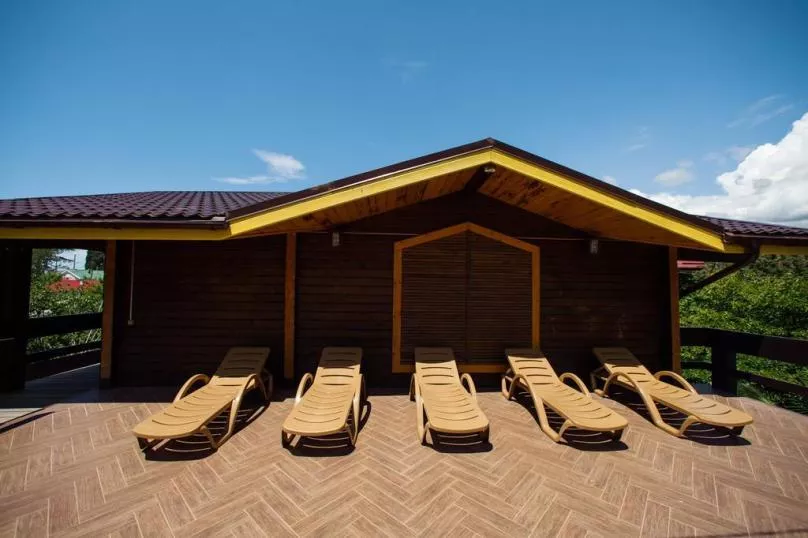 . Гостевой дом Реваз. Головинка