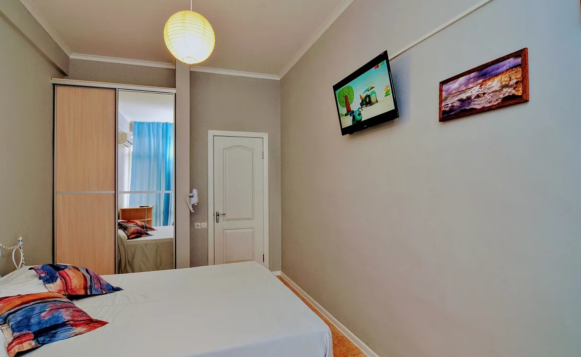 2-местный номер. Отель "У верблюжьих горбов". Коктебель