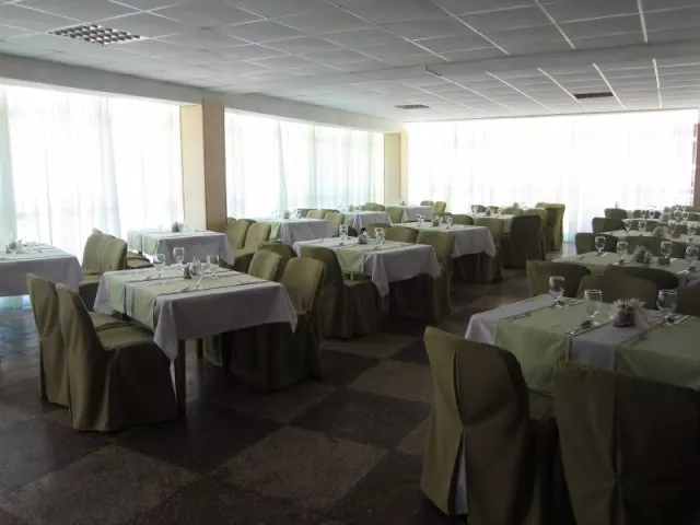 . Учебно-оздоровительная база «Горизонт»    . Ольгинка