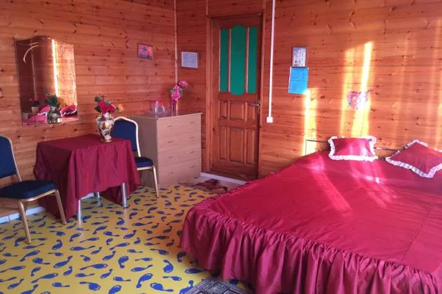 . Гостиница "Верона". Вардане